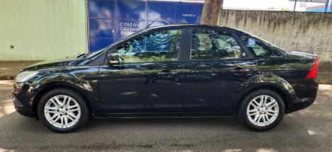 FORD Focus Sedan 2.0 16V 4P GHIA, Foto 6