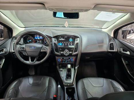 FORD Focus Sedan 2.0 16V 4P FLEX TITANIUM AUTOMÁTICO, Foto 12