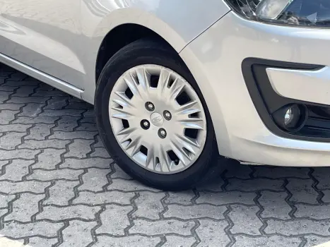 FORD Ka + Sedan 1.5 12V 4P FLEX TI-VCT SE AUTOM�TICO, Foto 6