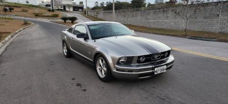 FORD Mustang 4.0 V6 12V COUP PREMIUM, Foto 3