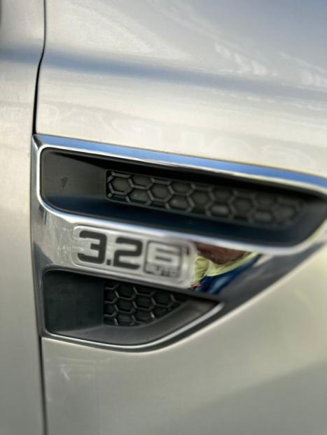 FORD Ranger 3.2 20V CABINE DUPLA 4X4 LIMITED TURBO DIESEL AUTOMTICO, Foto 8