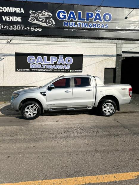 FORD Ranger 3.2 20V CABINE DUPLA 4X4 LIMITED TURBO DIESEL AUTOMTICO, Foto 11