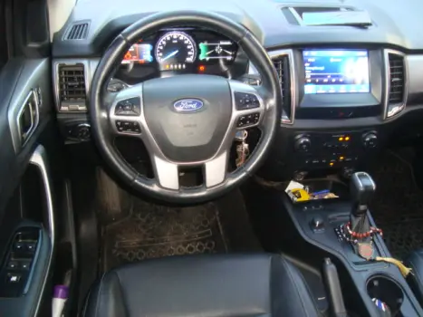 FORD Ranger 3.2 20V XLT 4X4 CABINE DUPLA TURBO DIESEL AUTOMTICO, Foto 8
