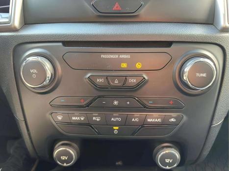 FORD Ranger 3.2 20V XLT 4X4 CABINE DUPLA TURBO DIESEL AUTOMTICO, Foto 10