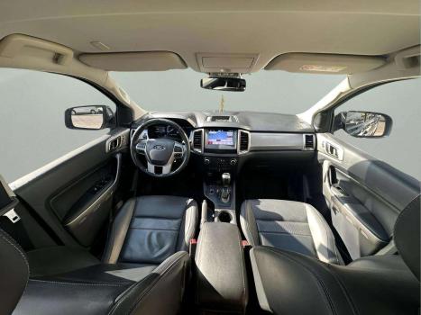 FORD Ranger 3.2 20V XLT 4X4 CABINE DUPLA TURBO DIESEL AUTOMTICO, Foto 15