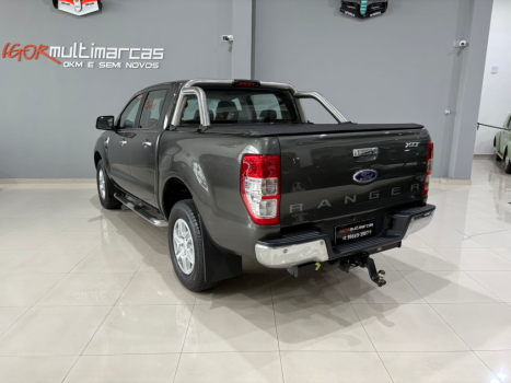 FORD Ranger 3.2 20V XLT 4X4 CABINE DUPLA TURBO DIESEL AUTOM�TICO, Foto 4