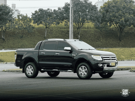FORD Ranger 3.2 20V CABINE DUPLA 4X4 LIMITED TURBO DIESEL AUTOM�TICO, Foto 3