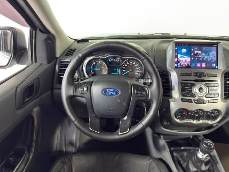 FORD Ranger 3.2 20V XLS CABINE DUPLA TURBO DIESEL, Foto 15