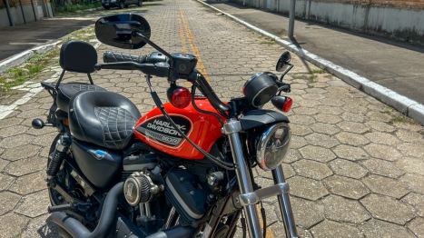 HARLEY DAVIDSON Sportster XL 883 R, Foto 2