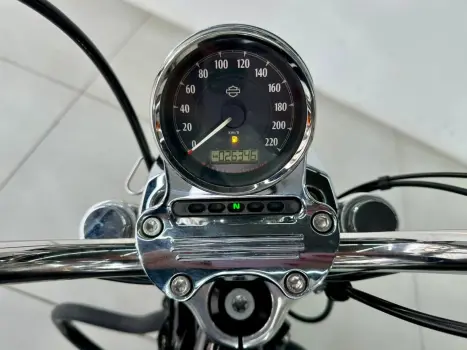 HARLEY DAVIDSON Sportster XL 1200 Custom CB, Foto 8