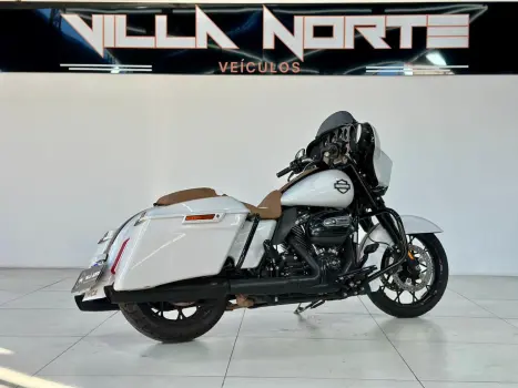 HARLEY DAVIDSON Street Glide FLHX 1800, Foto 7