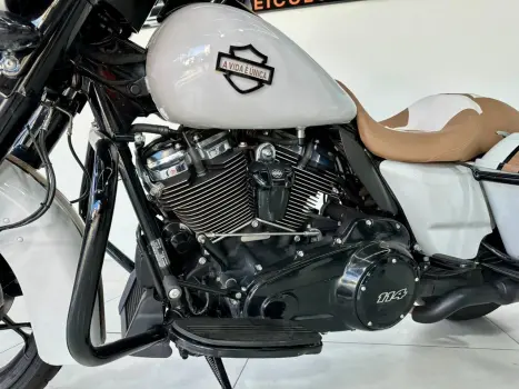 HARLEY DAVIDSON Street Glide FLHX 1800, Foto 22