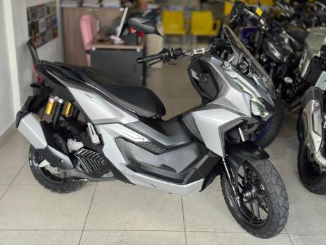 HONDA ADV 160 , Foto 1