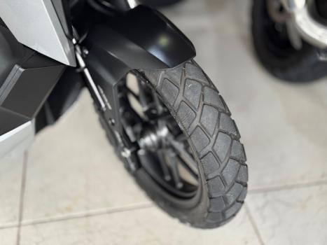 HONDA ADV 160 , Foto 4