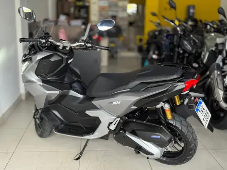 HONDA ADV 160 , Foto 8