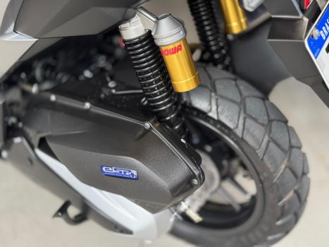HONDA ADV 160 , Foto 11