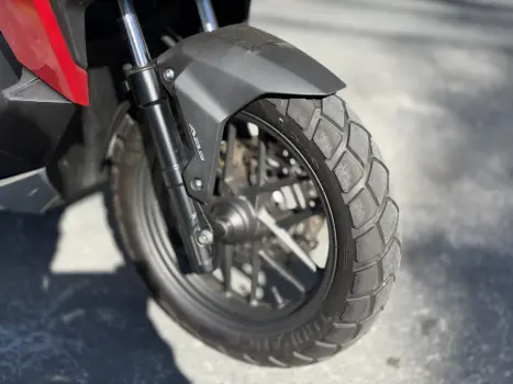 HONDA ADV 160 , Foto 2