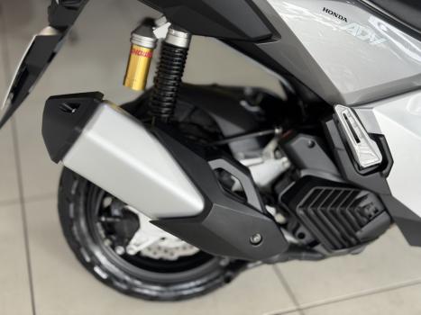 HONDA ADV 160 , Foto 8