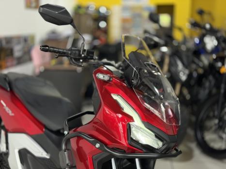 HONDA ADV 160 , Foto 2