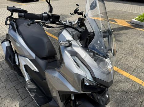 HONDA ADV 160 , Foto 4