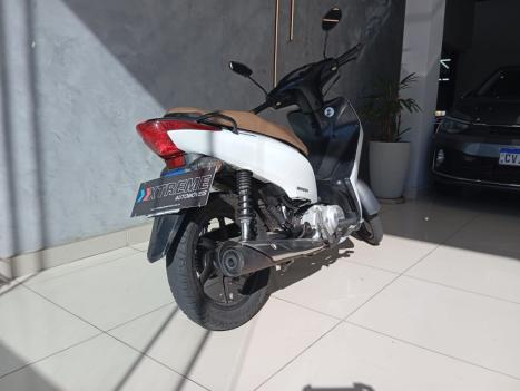 HONDA Biz 125 EX, Foto 6