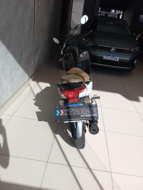 HONDA Biz 125 EX, Foto 7