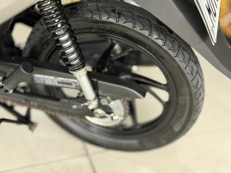 HONDA Biz 125 EX, Foto 10