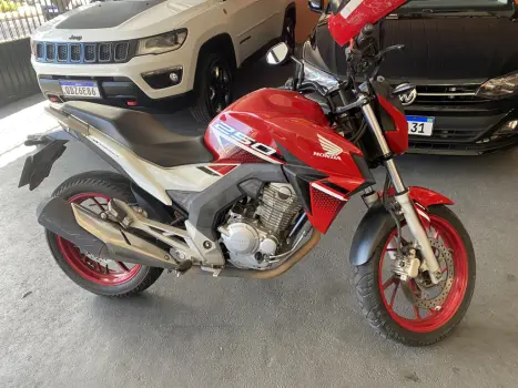 HONDA CB 250 F Twister , Foto 9