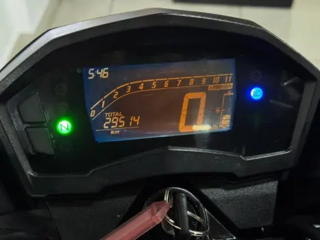 HONDA CB 250 F Twister FLEXONE, Foto 10