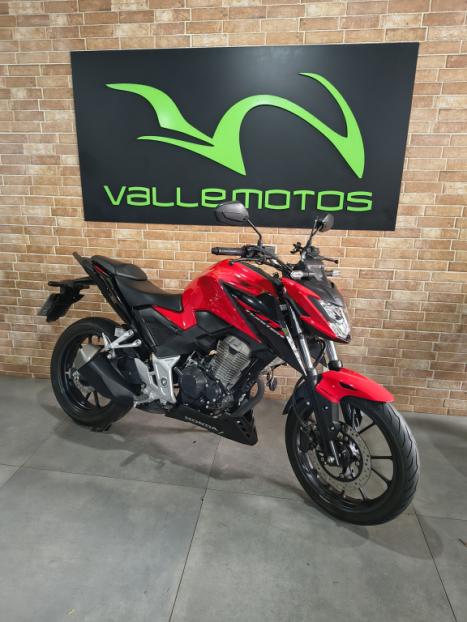 HONDA CB 300 F Twister FLEX ABS, Foto 5