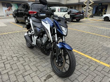 HONDA CB 300 F Twister FLEX ABS, Foto 2