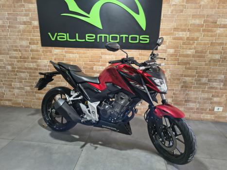 HONDA CB 300 F Twister FLEX CBS, Foto 8