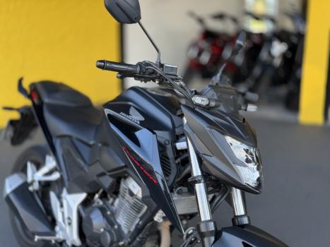 HONDA CB 300 F Twister FLEX CBS, Foto 2