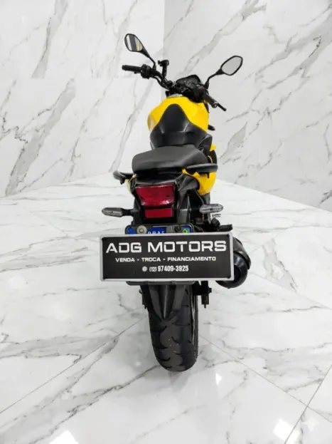 HONDA CB 300 R ESPECIAL EDITION, Foto 2