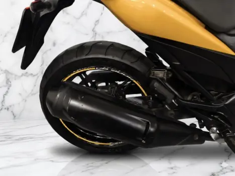 HONDA CB 300 R ESPECIAL EDITION, Foto 4