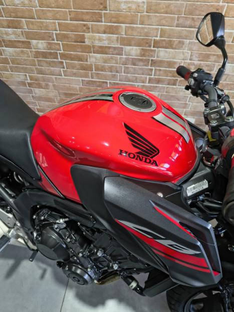 HONDA CB 650 F ABS, Foto 3