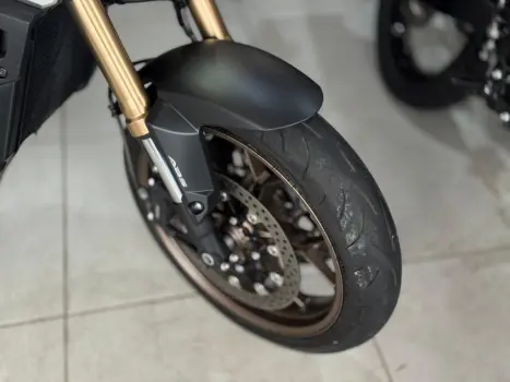 HONDA CB 650 R ABS, Foto 4