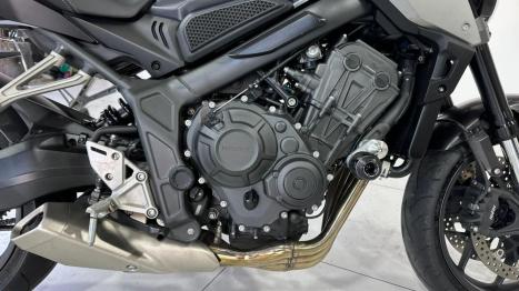 HONDA CB 650 R ABS, Foto 10