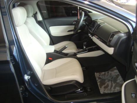 HONDA City Hatch 1.5 16V 4P FLEX TOURING AUTOMÁTICO CVT, Foto 4