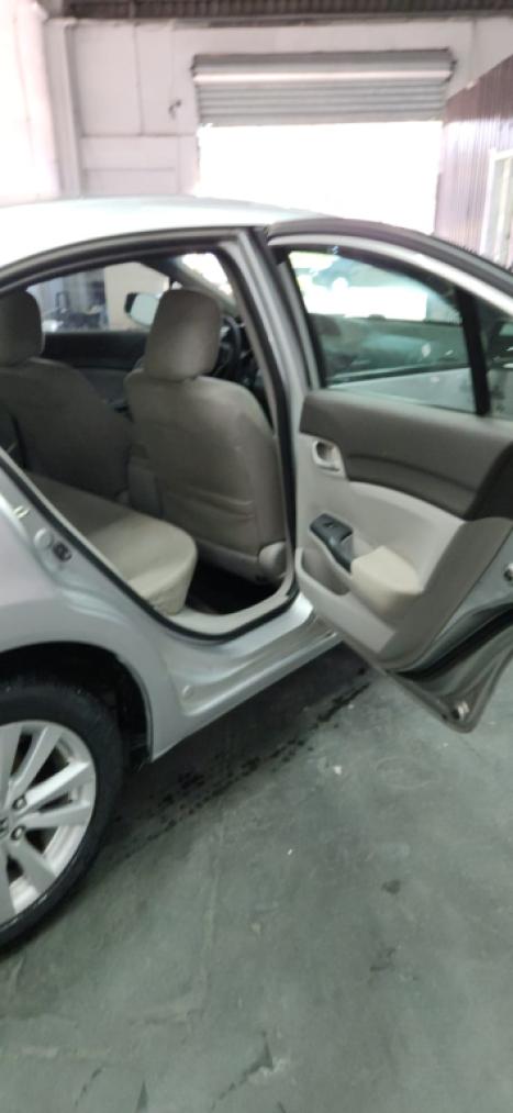 HONDA Civic 1.8 16V 4P FLEX LXS AUTOMTICO, Foto 7