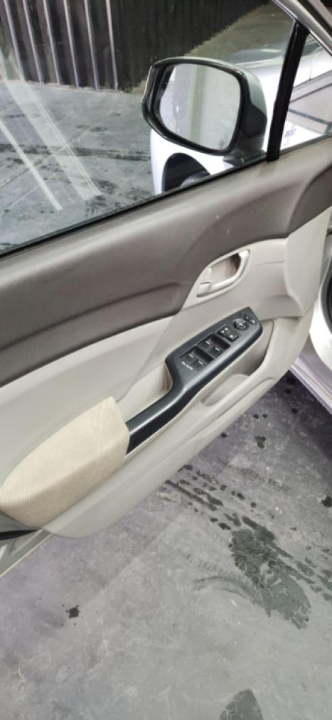 HONDA Civic 1.8 16V 4P FLEX LXS AUTOMTICO, Foto 14