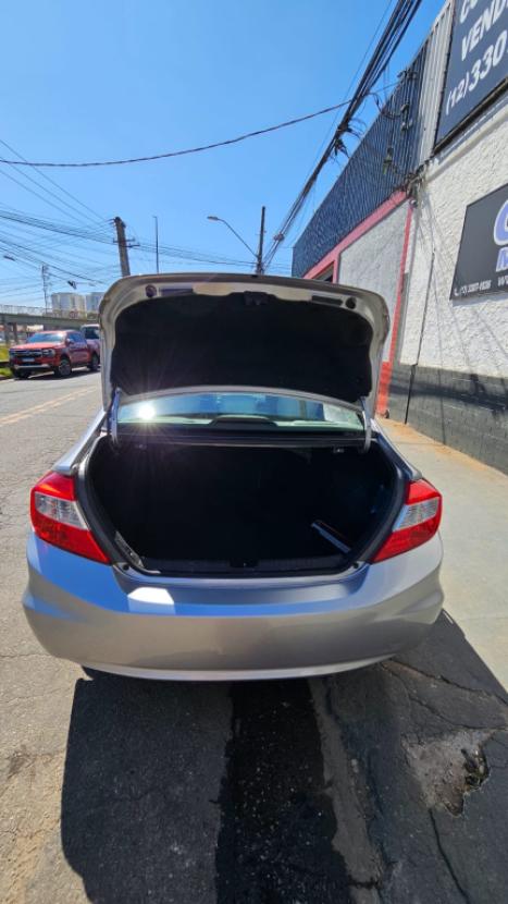 HONDA Civic 1.8 16V 4P FLEX LXS AUTOM�TICO, Foto 7
