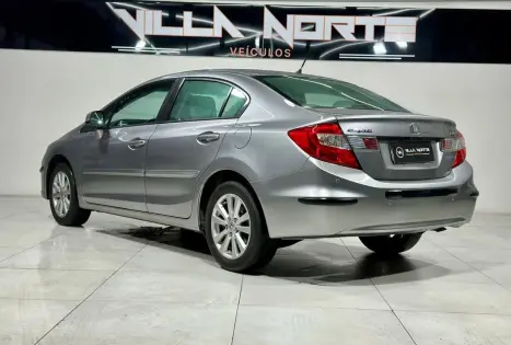 HONDA Civic 1.8 16V 4P LXS, Foto 4