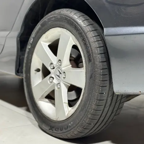 HONDA Civic 1.8 16V 4P FLEX LXS, Foto 23