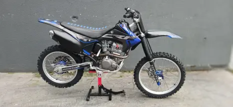 HONDA CRF 230 F, Foto 1