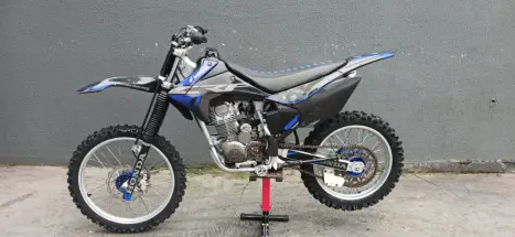 HONDA CRF 230 F, Foto 8