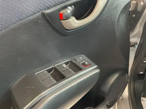 HONDA Fit 1.4 16V 4P LX, Foto 7