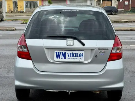 HONDA Fit 1.4 4P LX, Foto 5 HONDA Fit 1.4 4P LX, Foto 5