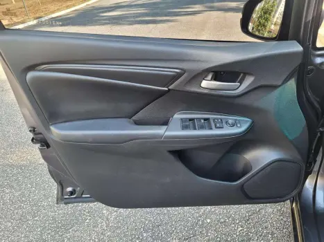 HONDA Fit 1.5 16V 4P PERSONAL FLEX AUTOMÁTICO CVT, Foto 14 HONDA Fit 1.5 16V 4P PERSONAL FLEX AUTOMÁTICO CVT, Foto 14