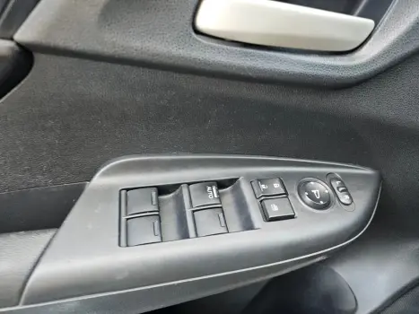 HONDA Fit 1.5 16V 4P EX, Foto 11